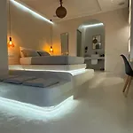 Salida Del Sol Santorini Aparthotel