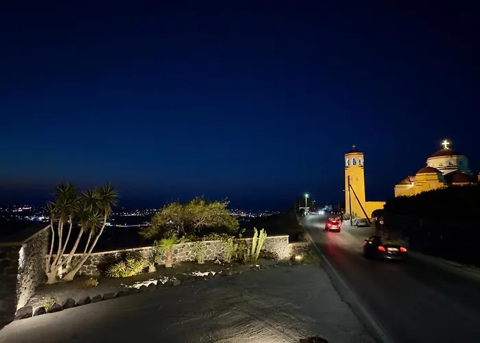 Salida Del Sol Santorini 4*