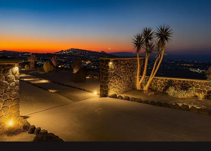 Salida Del Sol Santorini Lägenhetshotell